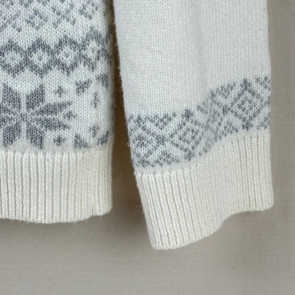 Talbots Size Small Sparkle Fair Isle Sweater - Cream Off White Grey Snowflakes - Picture 4 of 11